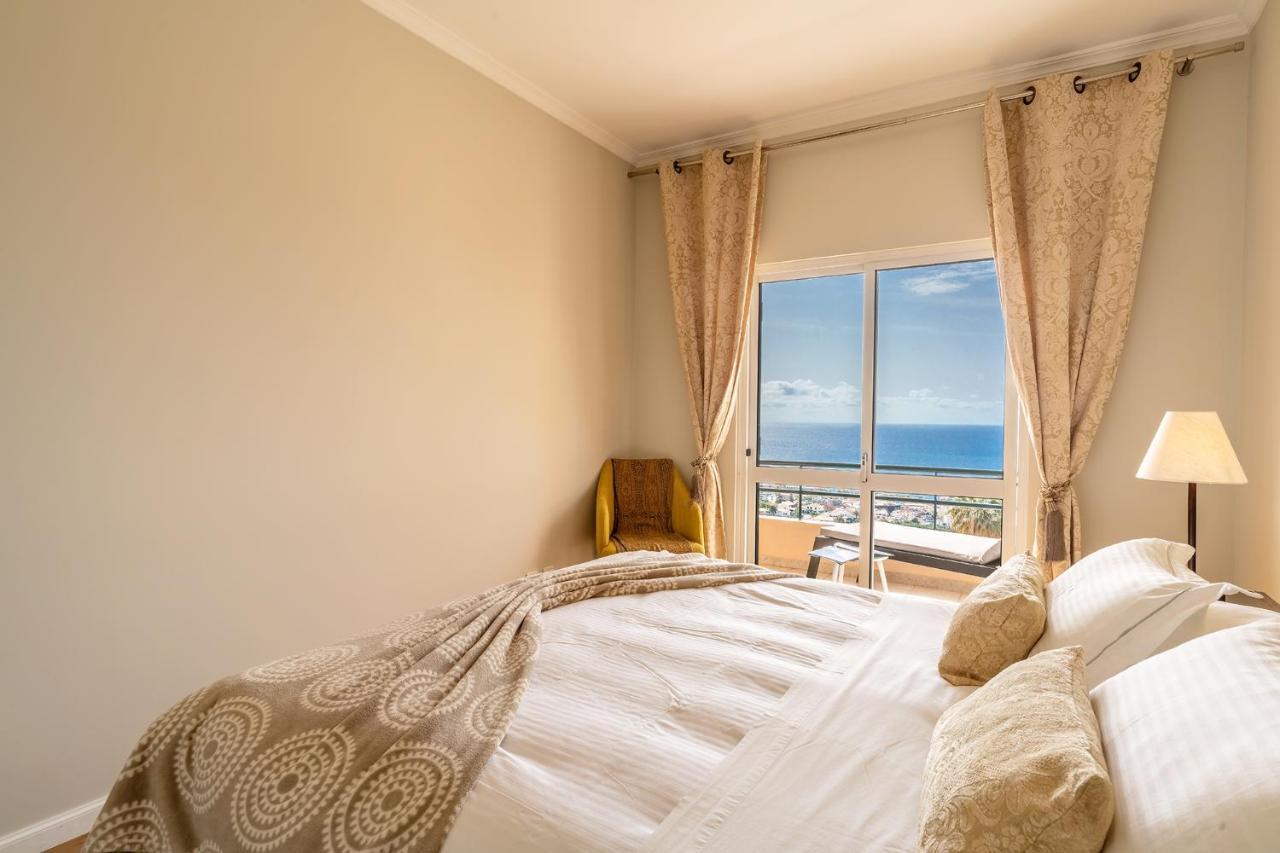 Stylish Apartment With Balcony And Amazing Views Over Funchal And The Sea المظهر الخارجي الصورة