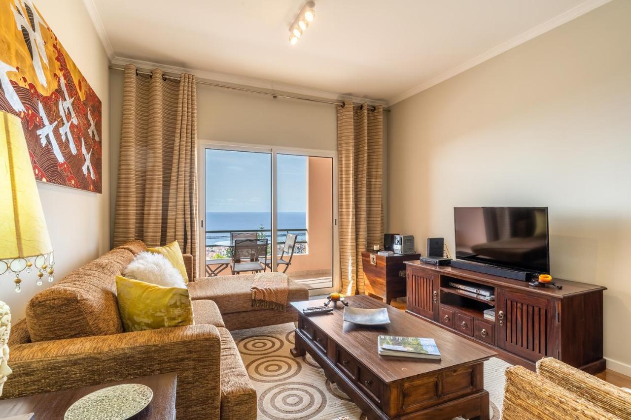 Stylish Apartment With Balcony And Amazing Views Over Funchal And The Sea المظهر الخارجي الصورة