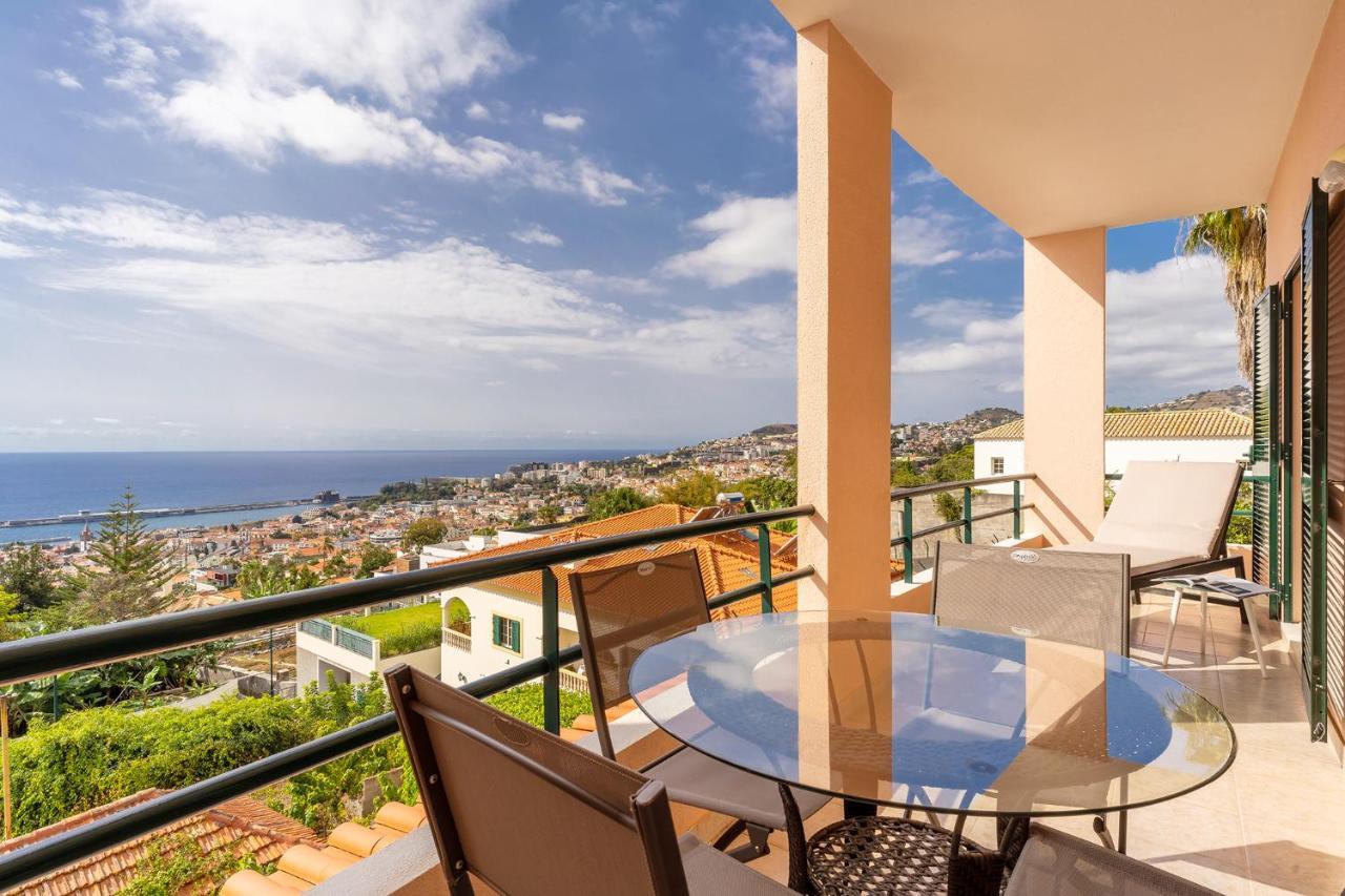 Stylish Apartment With Balcony And Amazing Views Over Funchal And The Sea المظهر الخارجي الصورة