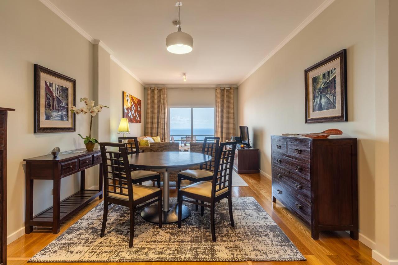 Stylish Apartment With Balcony And Amazing Views Over Funchal And The Sea المظهر الخارجي الصورة