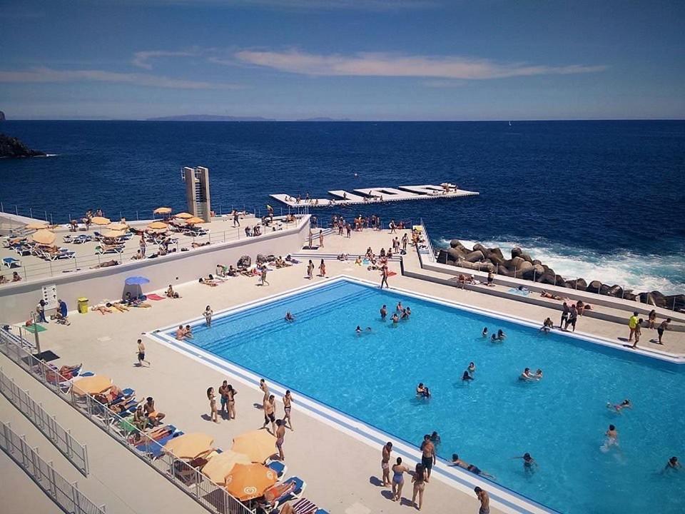 Stylish Apartment With Balcony And Amazing Views Over Funchal And The Sea المظهر الخارجي الصورة